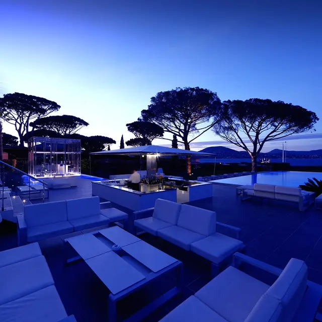 Le bar de l'hôtel Kube