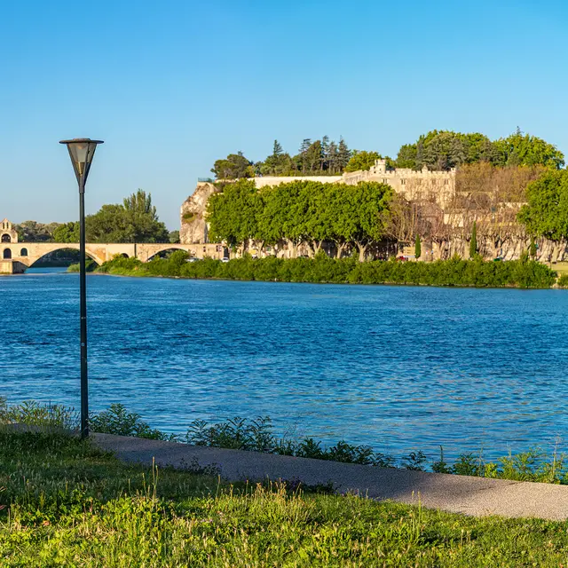 Via Rhona - Avignon - Vaucluse Provence à vélo
