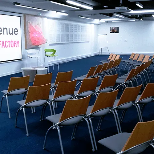 We Network - Salle de conférence