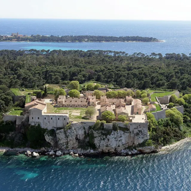 De Cannes à l'ïle Sainte-Marguerite_Cannes