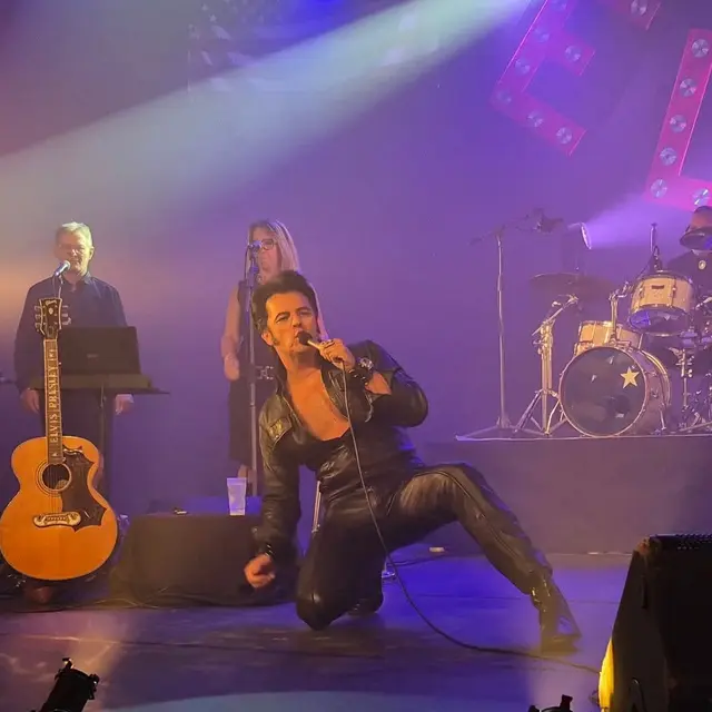 Festival Les scènes du Château de la Moutte - Tribute To Elvis_Saint-Tropez