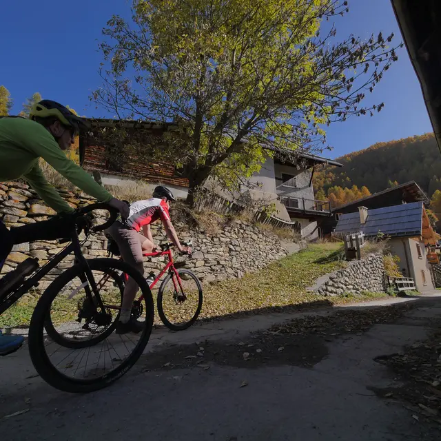 La farandole des villages en gravel_Aiguilles