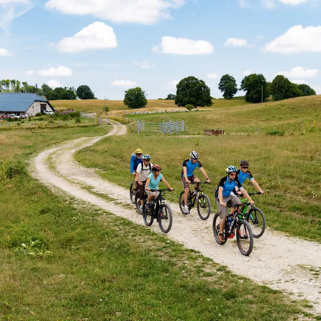 Parcours VTT 14 rouge - Retord - les balcons du Mont Blanc - Espace FFC Ain Forestière_Haut Valromey
