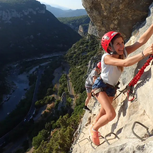Bureau des Moniteurs de la Vallée de l'Hérault et de la Vallée des Gardons - Via ferrata & Escalade_Ganges