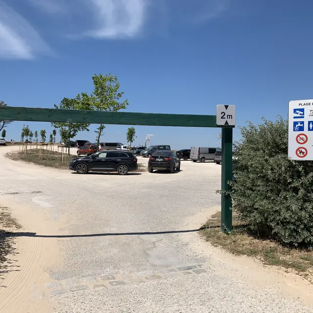Entrée du parking