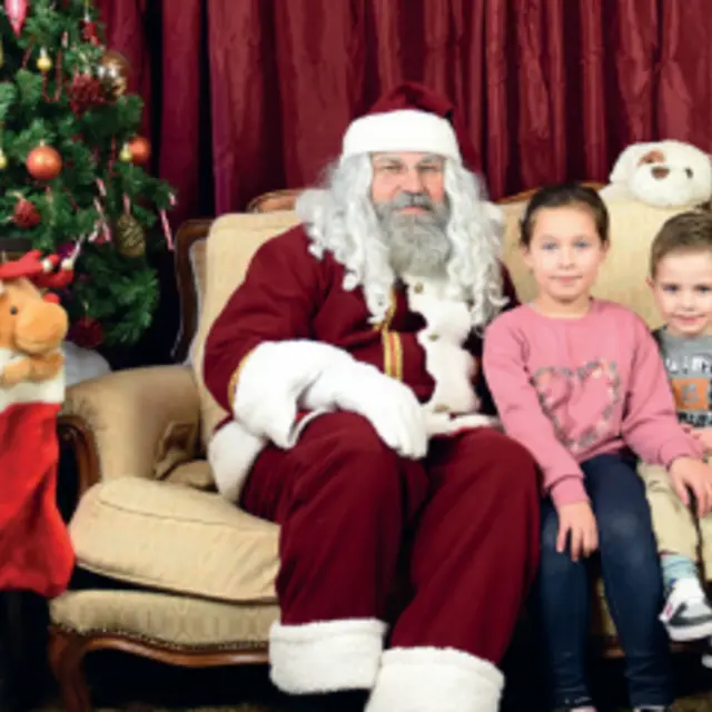 Noël : Le Chalet Du Père Noël_Hyères