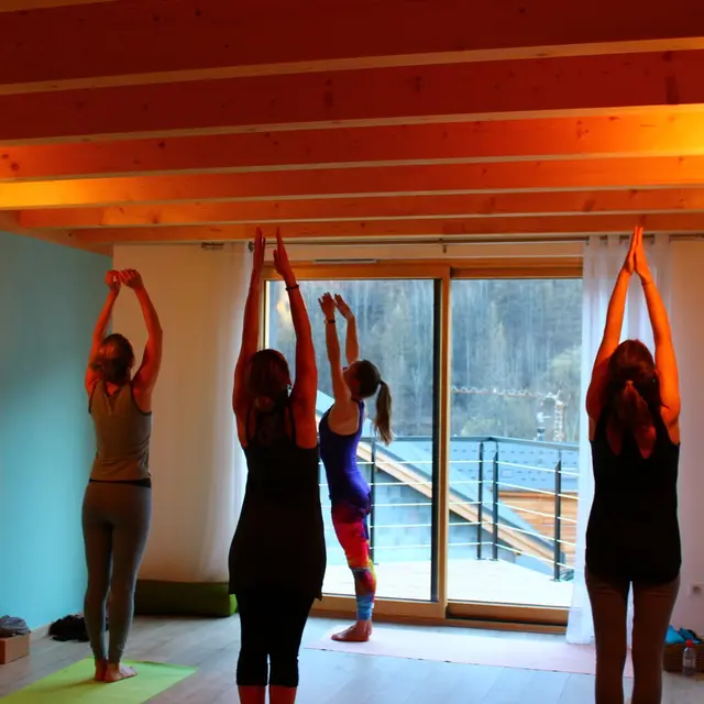 Ashtanga Vinyasa & Yin Yoga