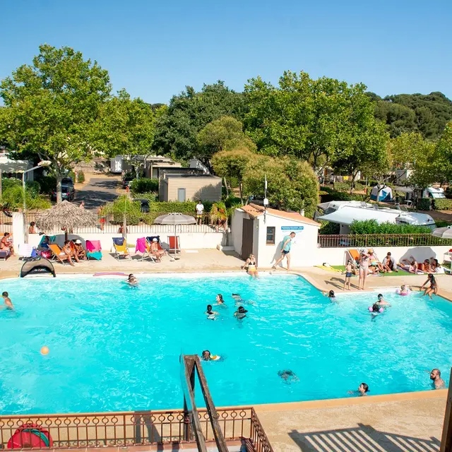 Piscine du camping Mogador