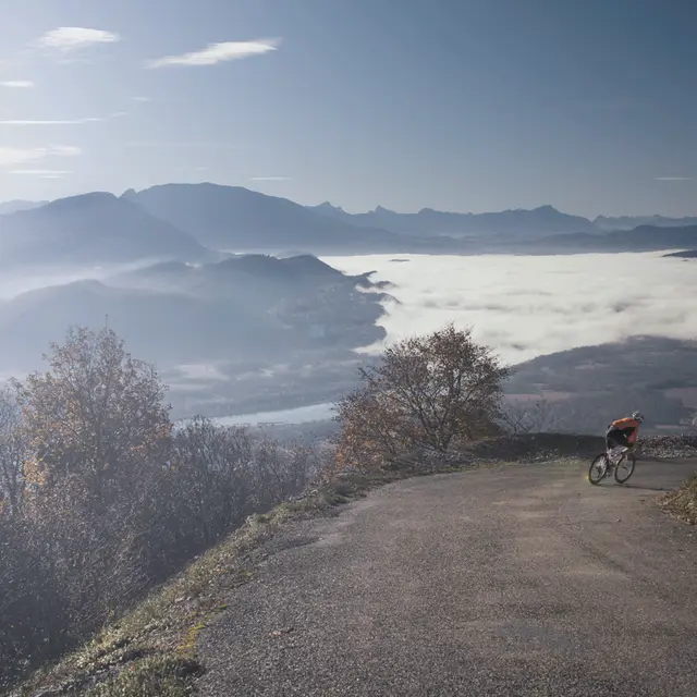 Paradis du Velo - Experience velo dans le Bugey / Grand Colombier_Saint-Martin-de-Bavel