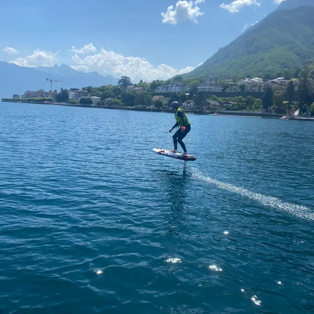 Session VIP d'e-foil