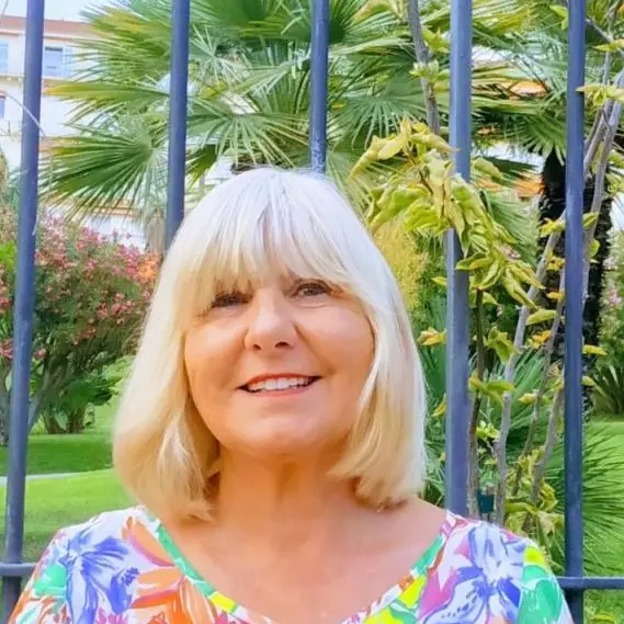 Cannes Greeters Carole