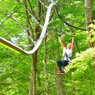 Tyrolienne à virages