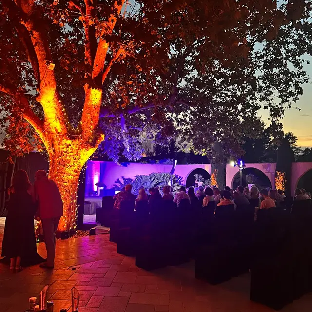 Théâtre dans les vignes : Célibataires_Roquebrune-sur-Argens