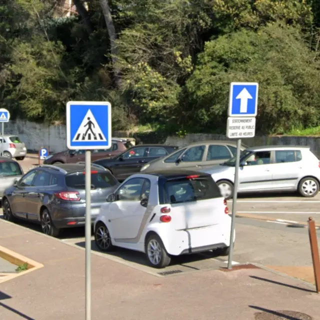 Parking Val des fées