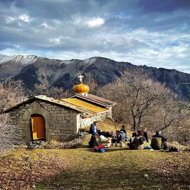 Vers les Refuges d'Art en Haute-Provence_Digne-les-Bains