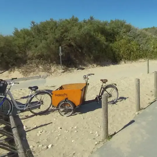 Parking vélos - Saint-Sauveur_Sainte-Marie-de-Ré