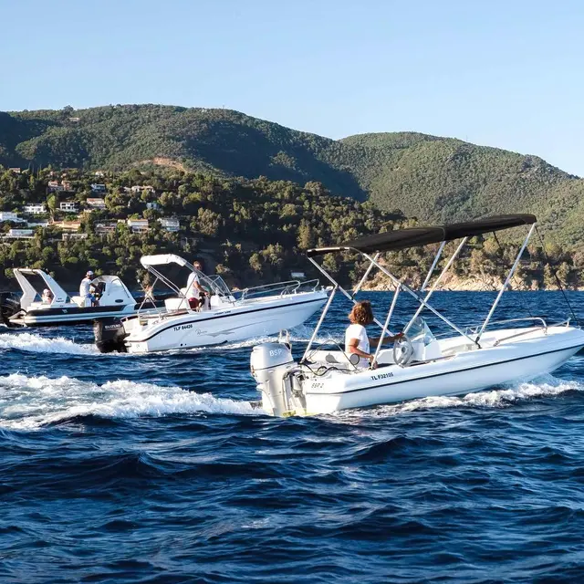Perez Boat Location_Bormes-les-Mimosas
