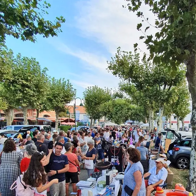 Vide Grenier de la Sainte Germaine_Châtelaillon-Plage
