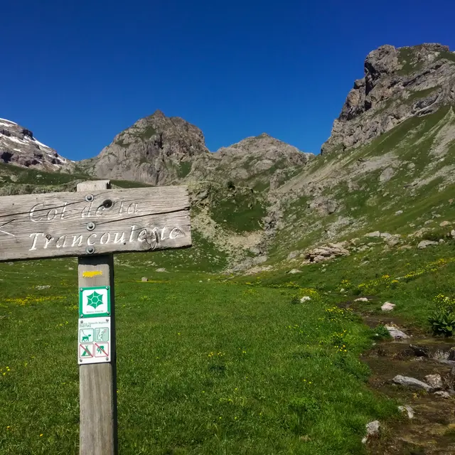 Signalétique Col de la Trancoulette au niveau du lac des Partias