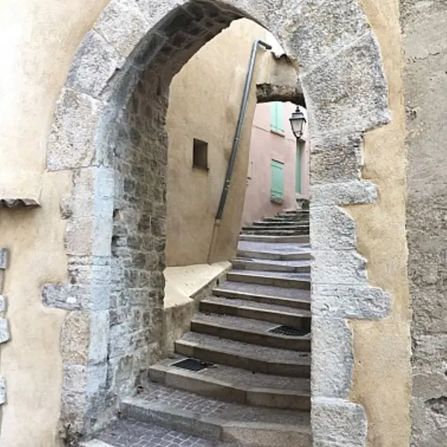 Porte de la Baraque_Fayence