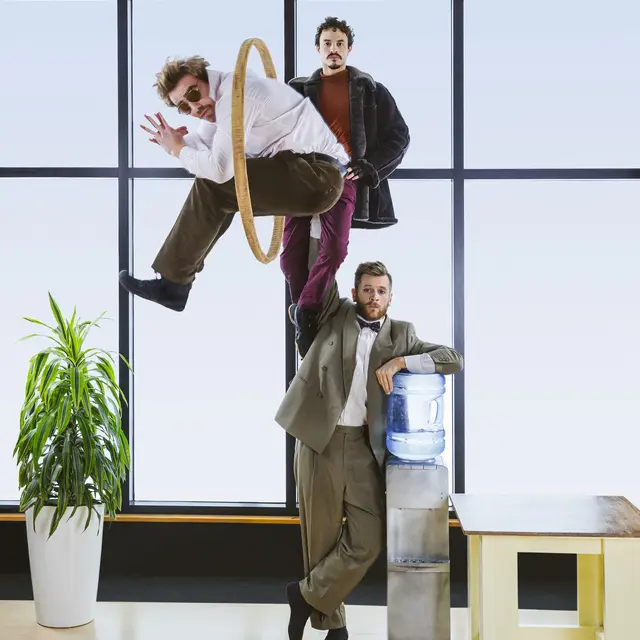 Cirque : Six - FLIP Fabrique Cie Flip Fabrique_Poisy