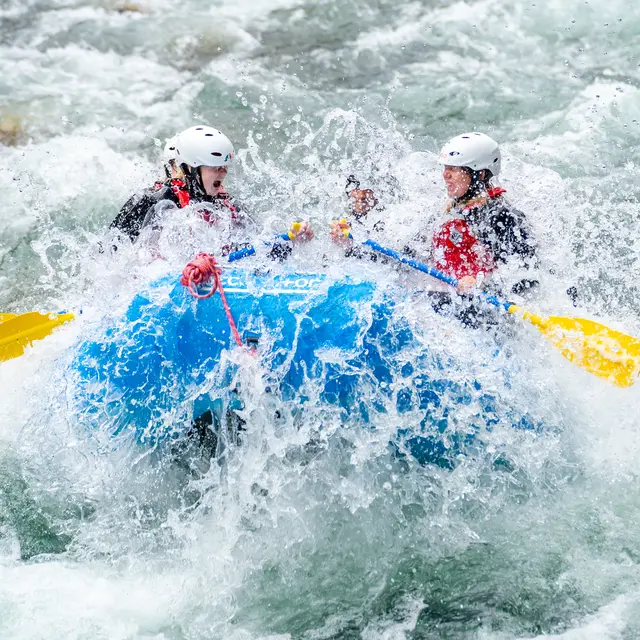 Rafting la sportive