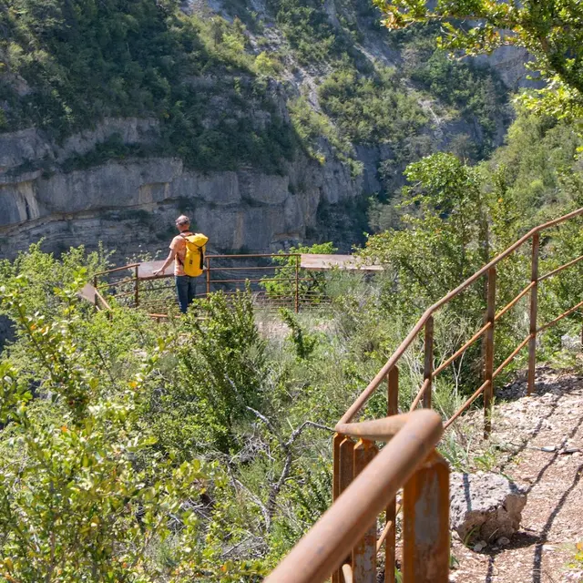 Sentier des falaises des gorges d'Agnielles
