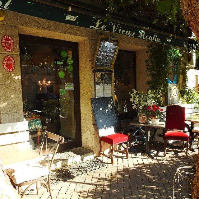 Le vieux Moulin