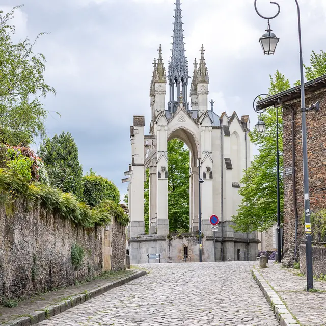 Place du Tertre Saint Laurent_Angers