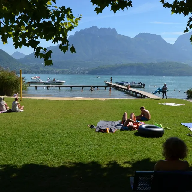 Camping Les Rives du Lac