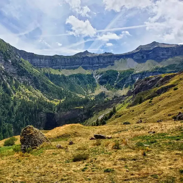 Descente en rappel de la cascade de la Pisse - Écrins Spéléo Canyon_Champoléon