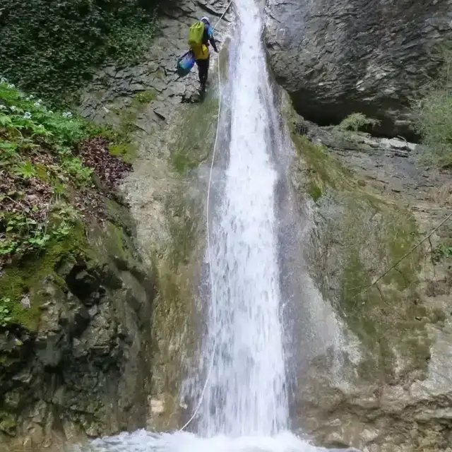 Canyoning découverte - Le Rio Sourd avec Ecrins Spéléo Canyon_Saint-Julien-en-Beauchêne