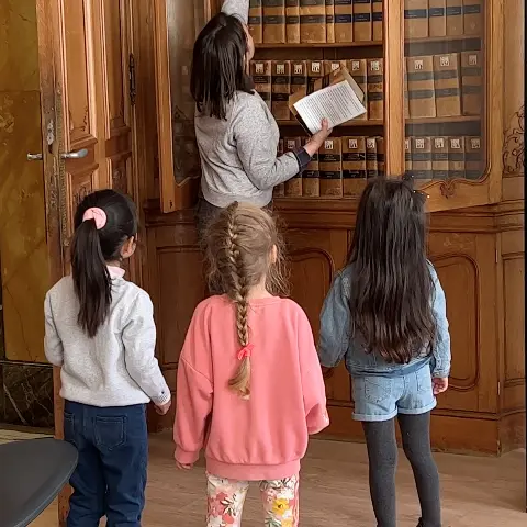 Visite-contée aux Archives