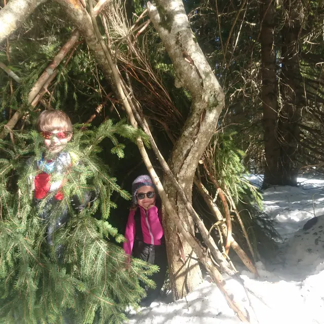 Sortie fabrication de cabanes