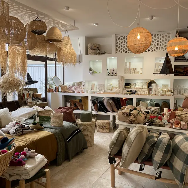 3136 Concept store - Salon de thé_L'Isle-sur-la-Sorgue