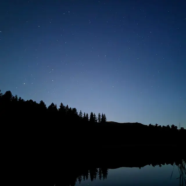 Lac des Monges de nuit