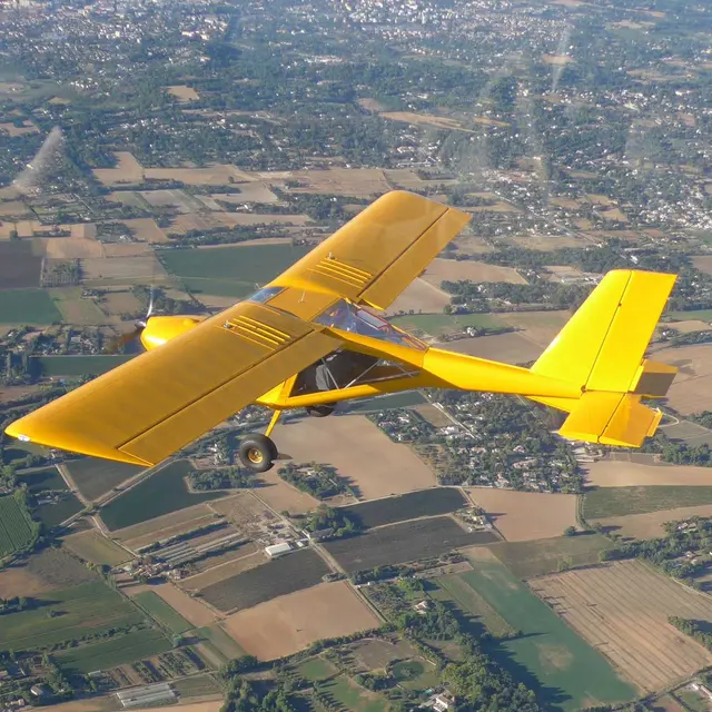 Vol avion isere