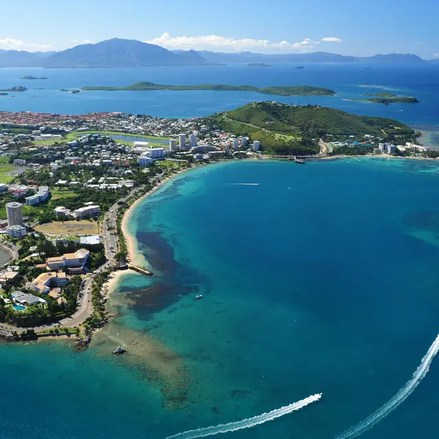 1_Plage de l'anse vata Vue d'helico.JPG