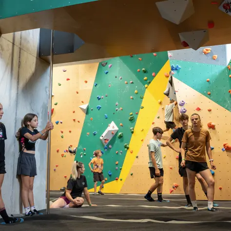 Découverte de l'escalade en famille au Pôle Sport Innovation_Les Orres