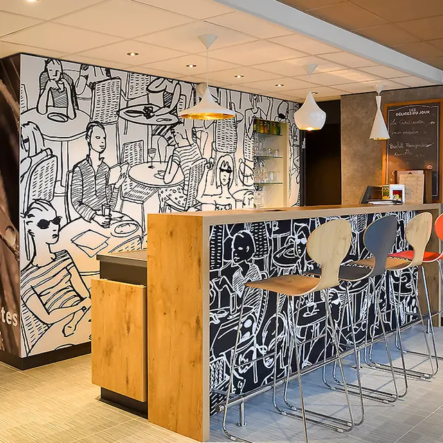 Ibis Saint-Denis Stade Ouest 93