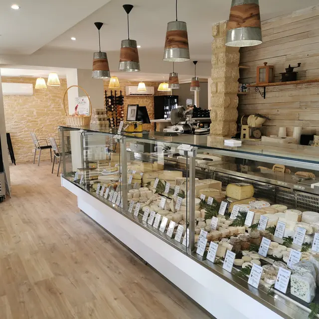 Fromagerie des Costes à Pélissanne