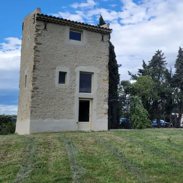 Aire de pique-nique Tour de Guet_Buisson