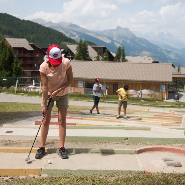 Mini - Golf Risoul 1850