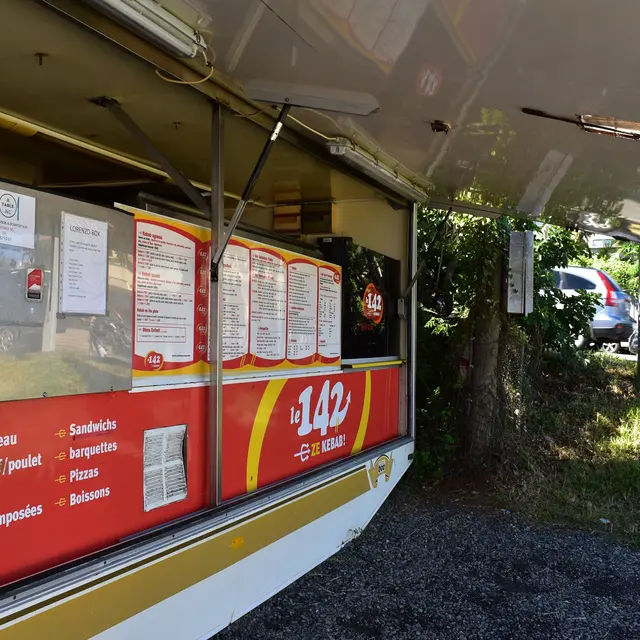 Roulotte Le 142 Ze Kebab