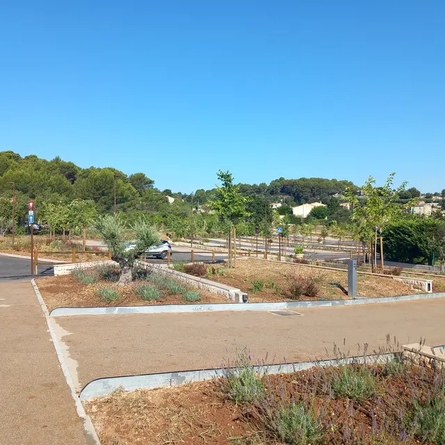 Aire de jeu d'enfant_Rognes