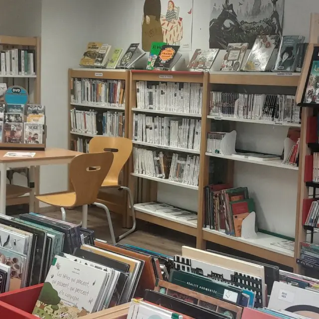 MEDIATHEQUE ENTREVAUX