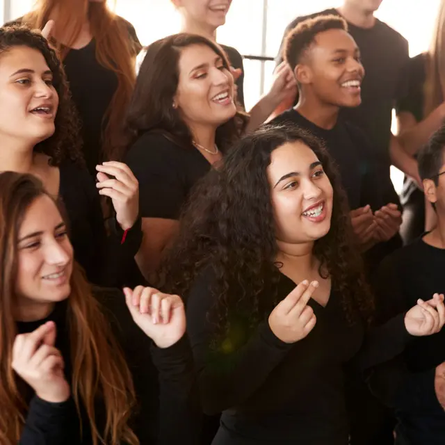 Grand concert pour Lola_Feurs