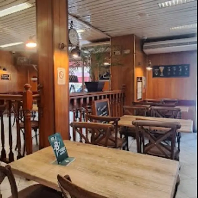 le chic bar