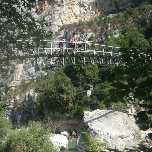 Des Guides pour l'Aventure