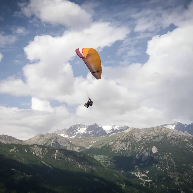Serre chevalier Parapente